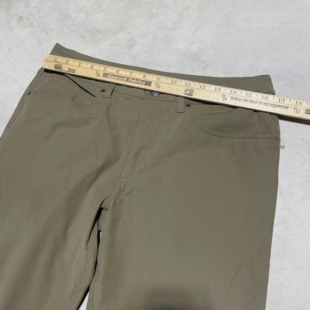 Lululemon Pants Men's SZ 32x33 ABC Classic Stretch Casual Chino Work Brown